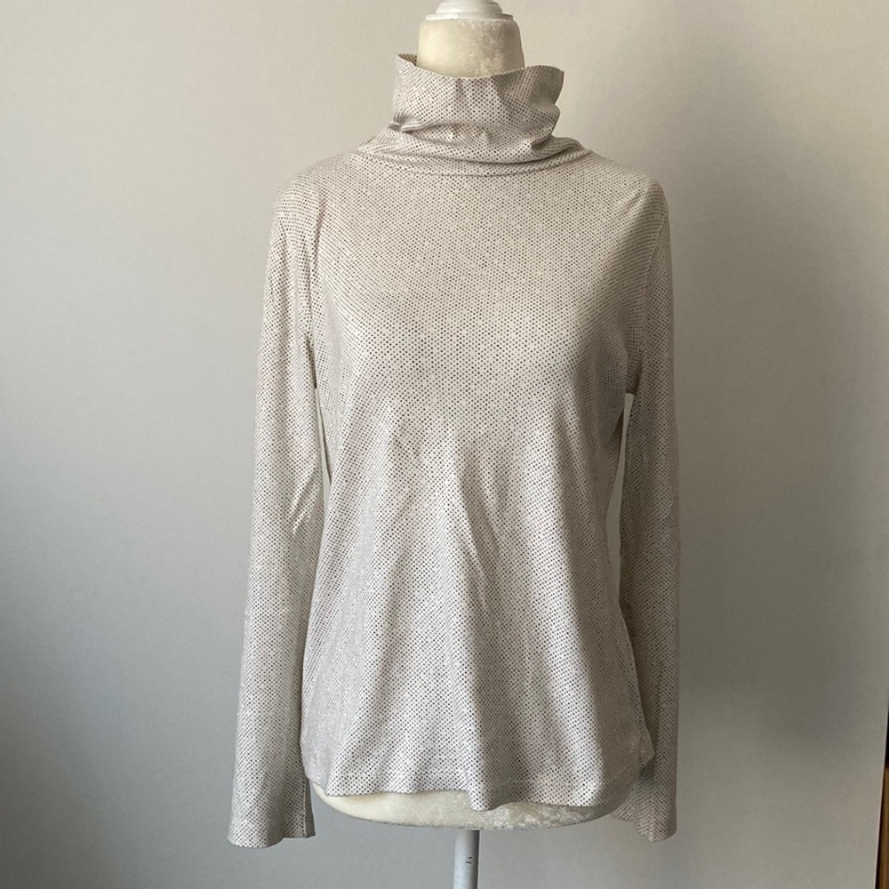 Liz Claiborne Polka Dot Turtleneck Top
